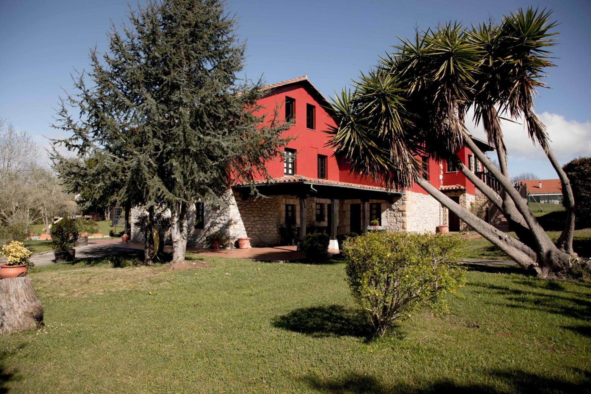 Apartamentos La Gloria Santillana del Mar Exterior foto